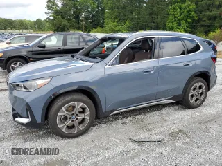 2023 BMW X1 xDrive28i with VIN WBX73EF08P5W51452, listed as a Copart auction lot 58420175 with 30,404 mi miles and Salvage title. Bid and sale history available at DreamBid. Image 1.
