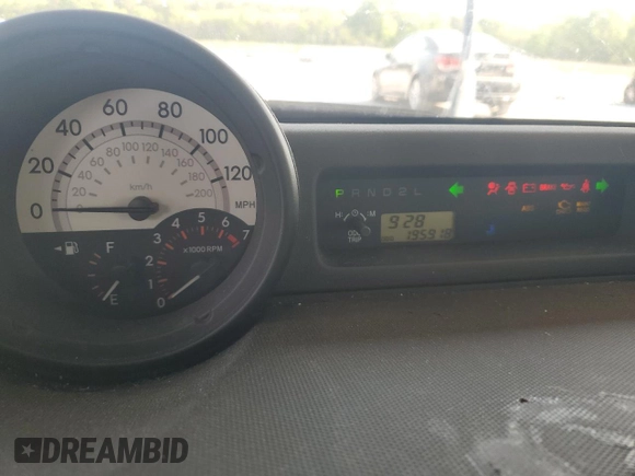 2006 Scion xB z VIN JTLKT324964090627, wystawiony jako Copart lot #52608985 z przebiegiem 195 918 mil mil oraz Szkoda całkowita • Salvage title. Historia ofert i sprzedaży dostępna na DreamBid. Obrazek 9.