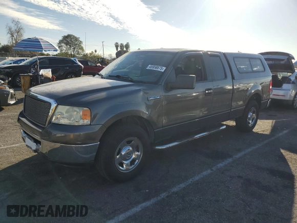 2008 Ford F-150 XLT with VIN 1FTPX125X8FB09535, listed as a Copart auction lot 45958875 with 224,833 mi miles and Salvage Title. Bid and sale history available at carsss.com. Image 1.