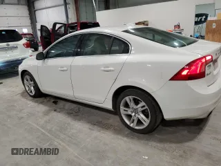 2014 Volvo S60 T5 with VIN YV1612FS9E2280986, listed as a Copart auction lot 54406225 with 161,414 mi miles and Clean Title. Bid and sale history available at carsss.com. Image 2.