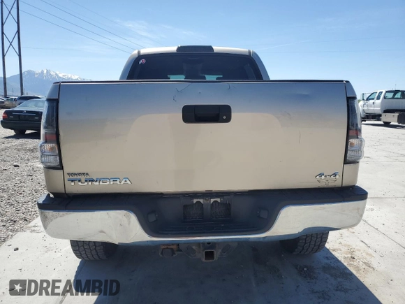 2009 Toyota Tundra z VIN 5TFDV54189X087718, wystawiony jako Copart lot #58004065 z przebiegiem 126 210 mil mil oraz Szkoda całkowita • Salvage title. Historia ofert i sprzedaży dostępna na DreamBid. Obrazek 6.