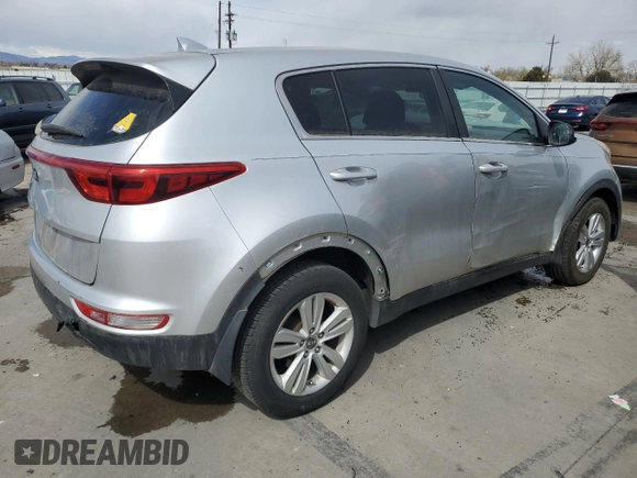 2018 Kia Sportage LX z VIN KNDPMCAC5J7381334, wystawiony jako Copart lot #49881355 z przebiegiem 80 911 mil mil oraz Szkoda całkowita • Salvage title. Historia ofert i sprzedaży dostępna na DreamBid. Obrazek 3.