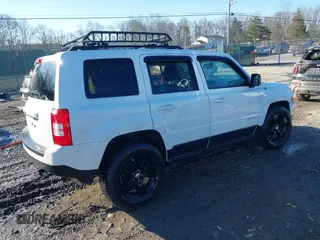 2017 Jeep Patriot Sport with VIN 1C4NJRBB0HD196872, listed as a IAAI auction lot 41750617 with 61,199 mi miles and . Bid and sale history available at DreamBid. Image 4.