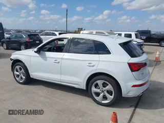 2025 Audi Q5 S line Premium Plus with VIN WA1EAAFY1S2016070, listed as a IAAI auction lot 41764724 with 2,491 mi miles and . Bid and sale history available at DreamBid. Image 15.