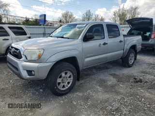 2014 Toyota Tacoma PreRunner with VIN 5TFJU4GN9EX057703, listed as a Copart auction lot 52425505 with 194,884 mi miles and Clean Title. Bid and sale history available at carsss.com. Image 1.