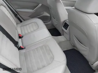 2013 Volkswagen Passat SEL Premium with VIN 1VWCM7A35DC061462, listed as a IAAI auction lot 41767171 with 163,708 mi miles. Bid and sale history available at carsss.com. Image 8.