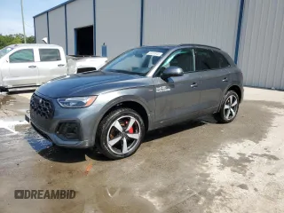 2024 Audi Q5 S line Premium Plus with VIN WA1EAAFYXR2119594, listed as a Copart auction lot 53053945 with 6,966 mi miles and Non repairable. Bid and sale history available at DreamBid. Image 1.
