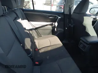 2019 Toyota RAV4 XLE with VIN 2T3W1RFV3KC002372, listed as a IAAI auction lot 41701236 with 111,706 mi miles. Bid and sale history available at carsss.com. Image 8.