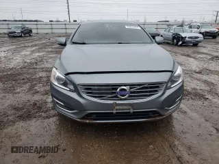2017 Volvo S60 Inscription Platinum with VIN LYV402TM5HB151572, listed as a Copart auction lot 86853484 with 0 mi miles and Salvage Title. Bid and sale history available at carsss.com. Image 5.