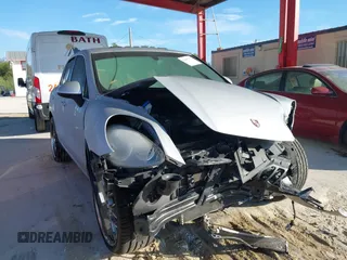 2011 Porsche Cayenne S with VIN WP1AB2A2XBLA44131, listed as a IAAI auction lot 41063172 with 1 mi miles. Bid and sale history available at carsss.com. Image 1.