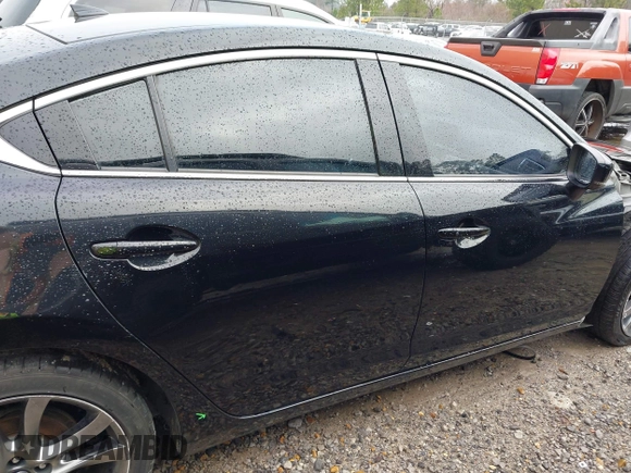 2017 Mazda 6 Grand Touring with VIN JM1GL1X54H1131788, listed as a IAAI auction lot 41640785 with 181,561 mi miles. Bid and sale history available at carsss.com. Image 14.