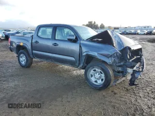 2017 Toyota Tacoma SR z VIN 5TFAX5GN8HX087468, wystawiony jako Copart lot #49354265 z przebiegiem 156 991 mil mil oraz Szkoda całkowita • Salvage title. Historia ofert i sprzedaży dostępna na DreamBid. Obrazek 4.