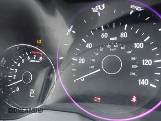 2017 Honda HR-V LX with VIN 3CZRU6H3XHM714198, listed as a IAAI auction lot 41490988 with 122,643 mi miles. Bid and sale history available at carsss.com. Image 7.