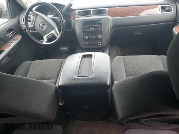 2007 GMC Yukon SLT with VIN 1GKFK13007J117446, listed as a Copart auction lot 55974665 with 204,785 mi miles and Salvage title. Bid and sale history available at DreamBid. Image 8.