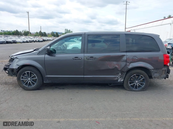 2019 Dodge Grand Caravan SE with VIN 2C4RDGBG4KR502999, listed as a IAAI auction lot 40103732 with 157,823 mi miles. Bid and sale history available at carsss.com. Image 6.