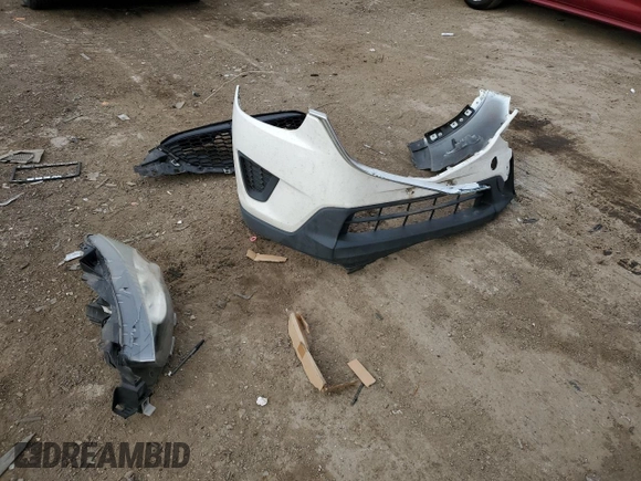 2015 Mazda CX-5 Sport z VIN JM3KE4BY2F0516574, wystawiony jako Copart lot #84100544 z przebiegiem Nie podano mil oraz Szkoda całkowita • Salvage title. Historia ofert i sprzedaży dostępna na DreamBid. Obrazek 14.