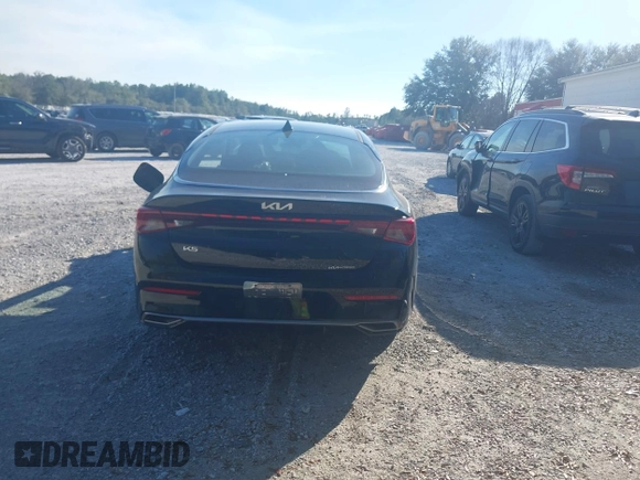 2024 Kia K5 LXS z VIN 5XXG14J25RG254155, wystawiony jako IAAI lot #41152091 z przebiegiem Nie podano mil oraz . Historia ofert i sprzedaży dostępna na DreamBid. Obrazek 15.