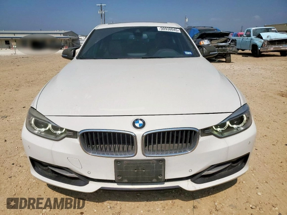 2013 BMW 3 Series 335i xDrive z VIN WBA3B9C50DJ899071, wystawiony jako Copart lot #50938045 z przebiegiem 143 532 mil mil oraz Szkoda całkowita • Salvage title. Historia ofert i sprzedaży dostępna na DreamBid. Obrazek 5.