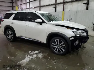 2022 Nissan Pathfinder Platinum with VIN 5N1DR3DK4NC265624, listed as a Copart auction lot 87574605 with 42,063 mi miles and Salvage Title. Bid and sale history available at carsss.com. Image 4.