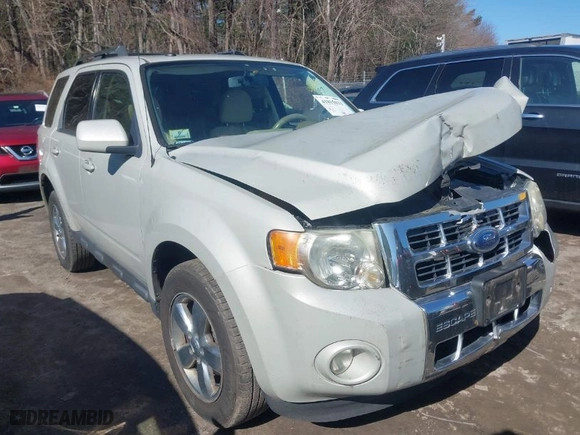 2009 Ford Escape Limited with VIN 1FMCU94G49KA42830, listed as a IAAI auction lot 41815033 with 91,952 mi miles. Bid and sale history available at carsss.com. Image 1.