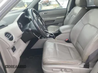 2009 Honda Pilot Touring z VIN 5FNYF48909B012417, wystawiony jako Copart lot #58541445 z przebiegiem 154 387 mil mil oraz Czysty tytuł • Clean title. Historia ofert i sprzedaży dostępna na DreamBid. Obrazek 7.