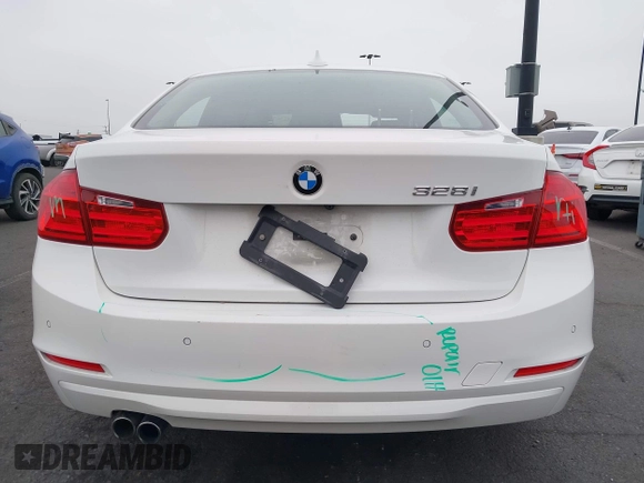 2015 BMW 3 Series 328i с VIN WBA3C1C57FK120258, выставлен на аукционе IAAI как лот 42425656 с пробегом 99 162 миль миль и . История ставок и продаж доступна на DreamBid. Изображение 16.