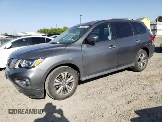 2019 Nissan Pathfinder S z VIN 5N1DR2MN0KC624984, wystawiony jako Copart lot #53998795 z przebiegiem 81 964 mil mil oraz Szkoda całkowita • Salvage title. Historia ofert i sprzedaży dostępna na DreamBid. Obrazek 1.