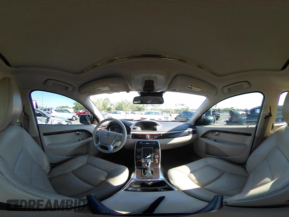 2014 Volvo XC70 3.2L with VIN YV4952BZ5E1186231, listed as a IAAI auction lot 41875901 with 109,875 mi miles and . Bid and sale history available at DreamBid. Image 19.