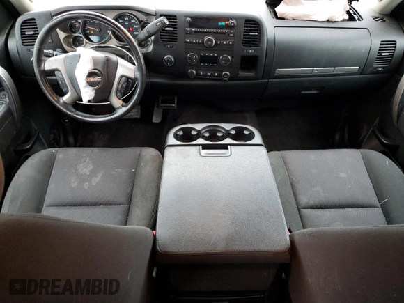 2013 GMC Sierra 1500 SLE with VIN 1GTR2VE78DZ189647, listed as a Copart auction lot 78224734 with 136,471 mi miles and Clean Title. Bid and sale history available at DreamBid. Image 8.