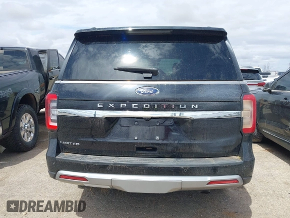 2024 Ford Expedition Limited with VIN 1FMJU2A83REA69642, listed as a IAAI auction lot 41959577 with 29,606 mi miles. Bid and sale history available at carsss.com. Image 16.