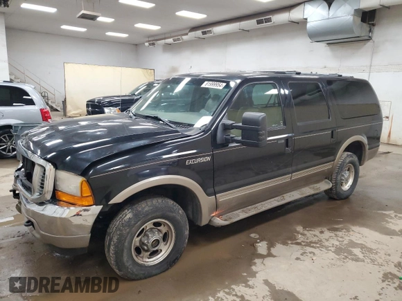 2000 Ford Excursion Limited with VIN 1FMNU43S1YEE15529, listed as a Copart auction lot 81999954 with 197,353 mi miles and Clean title. Bid and sale history available at DreamBid. Image 1.