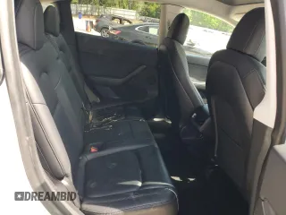 2020 Tesla Model Y Long Range z VIN 5YJYGDEEXLF043910, wystawiony jako Copart lot #54007745 z przebiegiem 102 974 mil mil oraz Szkoda całkowita • Salvage title. Historia ofert i sprzedaży dostępna na DreamBid. Obrazek 11.