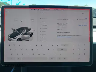 2022 Tesla Model Y Long Range z VIN 7SAYGDEE3NF426481, wystawiony jako IAAI lot #42076729 z przebiegiem 21 648 mil mil oraz . Historia ofert i sprzedaży dostępna na DreamBid. Obrazek 18.