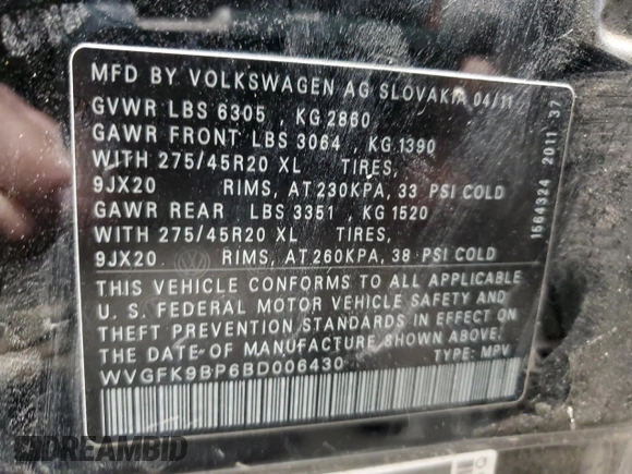 2011 Volkswagen Touareg Exec with VIN WVGFK9BP6BD006430, listed as a Copart auction lot 84288014 with 186,189 mi miles and Salvage Title. Bid and sale history available at DreamBid. Image 15.