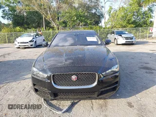 2018 Jaguar XE 25t with VIN SAJAR4FX7JCP35484, listed as a IAAI auction lot 41312008 with 1 mi miles. Bid and sale history available at carsss.com. Image 12.