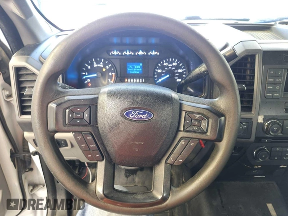2017 Ford F-250 XL with VIN 1FTBF2A68HEE82088, listed as a IAAI auction lot 42731371 with 144,889 mi miles and . Bid and sale history available at DreamBid. Image 40.