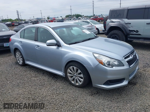2014 Subaru Legacy Premium z VIN 4S3BMBC64E3035526, wystawiony jako IAAI lot #42254628 z przebiegiem 113 297 mil mil oraz . Historia ofert i sprzedaży dostępna na DreamBid. Obrazek 1.