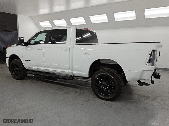 2024 Ram 2500 Big Horn with VIN 3C6UR5DJXRG395201, listed as a Copart auction lot 53199435 with 5,220 mi miles and Clean Title. Bid and sale history available at carsss.com. Image 2.
