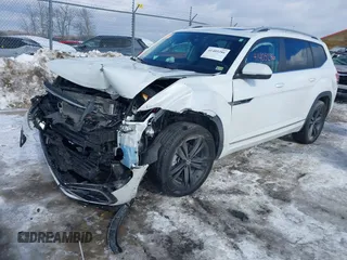 2022 Volkswagen Atlas 3.6L V6 SEL R-Line with VIN 1V2AR2CA1NC528998, listed as a IAAI auction lot 41405286 with 35,271 mi miles. Bid and sale history available at carsss.com. Image 17.