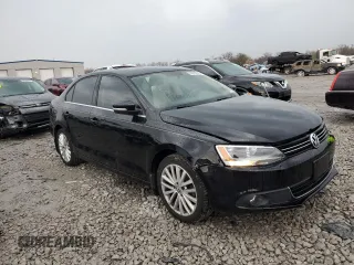 2013 Volkswagen Jetta SEL с VIN 3VWLX7AJ1DM442228, выставлен на аукционе Copart как лот 50792815 с пробегом 123 926 миль миль и Списание • Salvage title. История ставок и продаж доступна на DreamBid. Изображение 4.