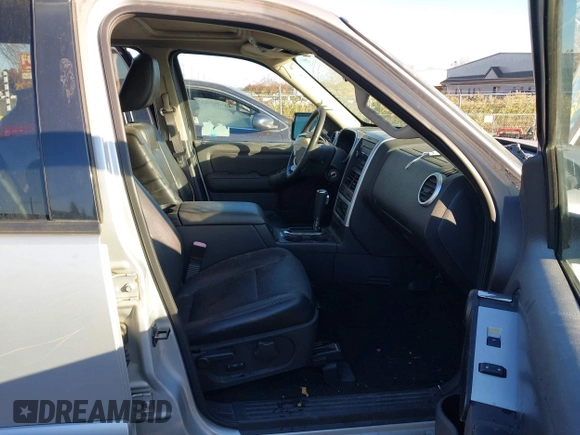 2009 Mercury Mountaineer Premier with VIN 4M2EU48E89UJ00123, listed as a IAAI auction lot 40655765 with 91,044 mi miles. Bid and sale history available at carsss.com. Image 5.