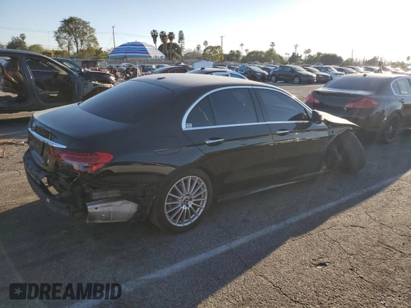 2022 Mercedes-Benz E 350 z VIN W1KZF8DB0NB085097, wystawiony jako Copart lot #46523145 z przebiegiem 65 247 mil mil oraz Szkoda całkowita • Salvage title. Historia ofert i sprzedaży dostępna na DreamBid. Obrazek 3.