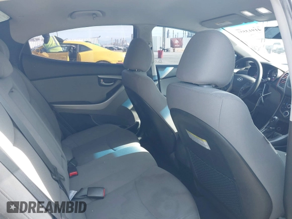 2015 Hyundai Elantra SE z VIN 5NPDH4AE0FH646713, wystawiony jako IAAI lot #41913551 z przebiegiem 107 598 mil mil oraz . Historia ofert i sprzedaży dostępna na DreamBid. Obrazek 8.