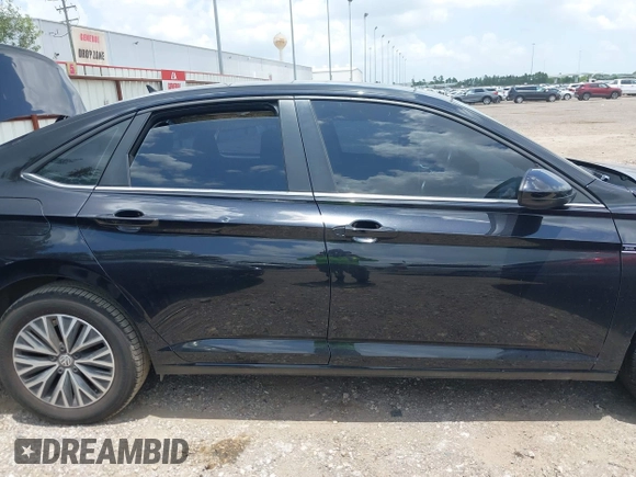 2019 Volkswagen Jetta SEL with VIN 3VWE57BU3KM226899, listed as a IAAI auction lot 42555853 with 88,624 mi miles and . Bid and sale history available at DreamBid. Image 13.