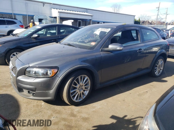 2010 Volvo C30 с VIN YV1672MKXA2171481, выставлен на аукционе Copart как лот 79916064 с пробегом 44 660 миль миль и Списание • Salvage title. История ставок и продаж доступна на DreamBid. Изображение 1.