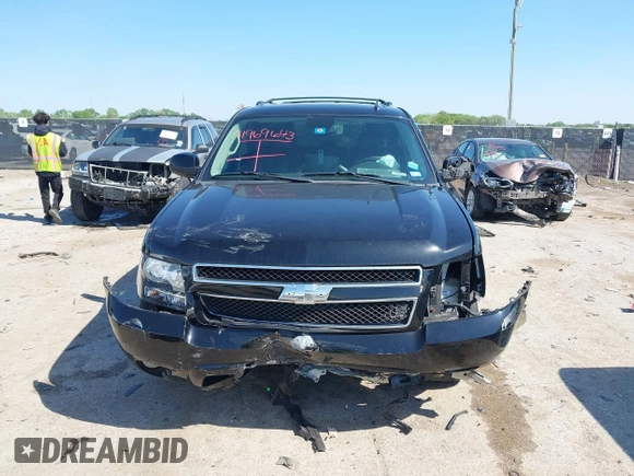2013 Chevrolet Suburban LT with VIN 1GNSCJE0XDR255326, listed as a IAAI auction lot 41969643 with 176,494 mi miles. Bid and sale history available at carsss.com. Image 12.