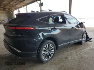 2022 Toyota Venza LE with VIN JTEAAAAHXNJ108764, listed as a Copart auction lot 63929434 with 30,431 mi miles and Salvage Title. Bid and sale history available at carsss.com. Image 3.