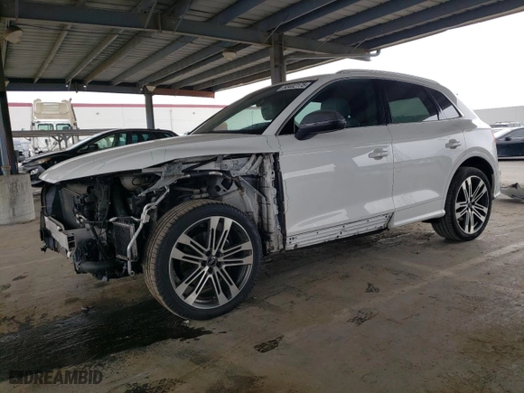 2018 Audi SQ5 Premium Plus with VIN WA1A4AFY8J2111651, listed as a Copart auction lot 50402175 with 121,065 mi miles and Salvage Title. Bid and sale history available at carsss.com. Image 1.