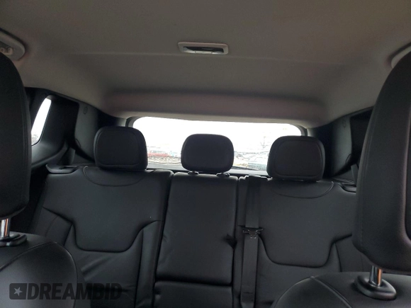 2015 Jeep Renegade Trailhawk with VIN ZACCJBCT2FPB39142, listed as a Copart auction lot 47381155 with 121,530 mi miles and Clean Title. Bid and sale history available at DreamBid. Image 10.
