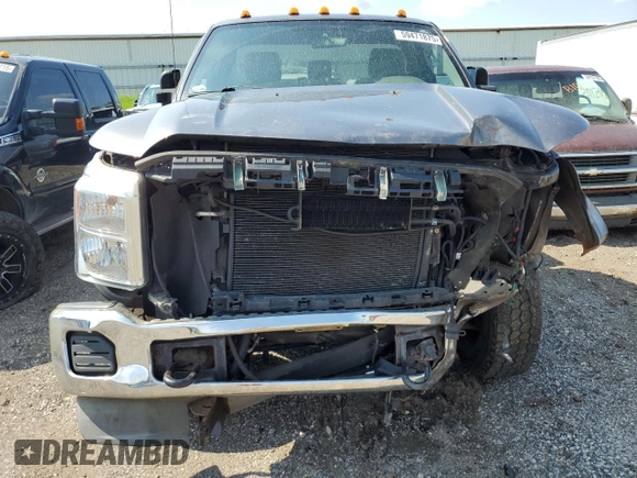 2012 Ford F-350 XL z VIN 1FTRF3B67CEA69199, wystawiony jako Copart lot #59471875 z przebiegiem 117 171 mil mil oraz Czysty tytuł • Clean title. Historia ofert i sprzedaży dostępna na DreamBid. Obrazek 5.
